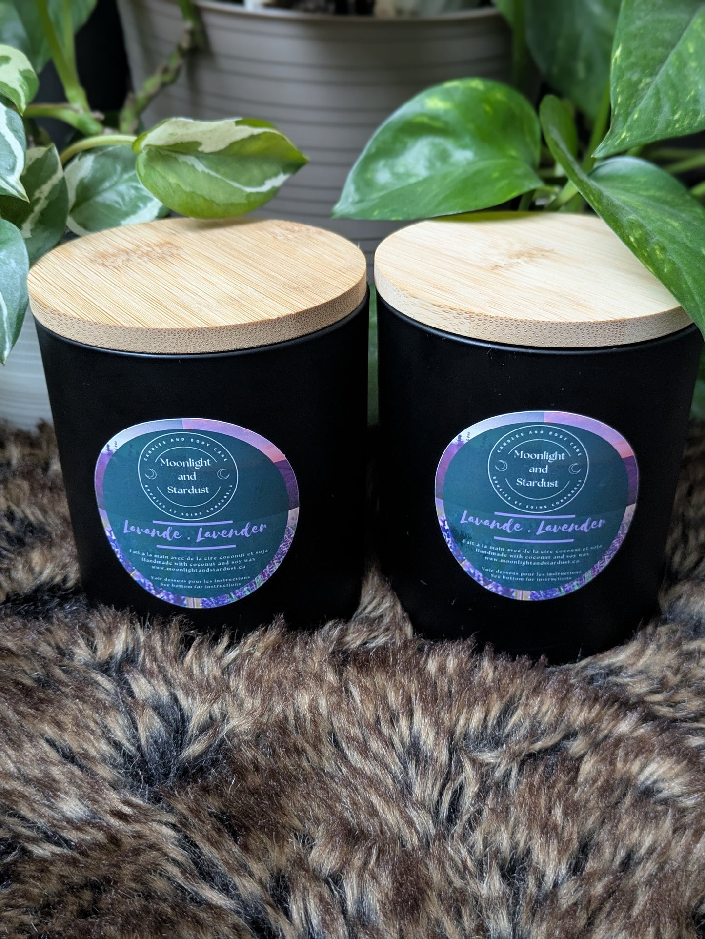 * 3 left * Regular Scent : Lavander / 10oz / Wood wick